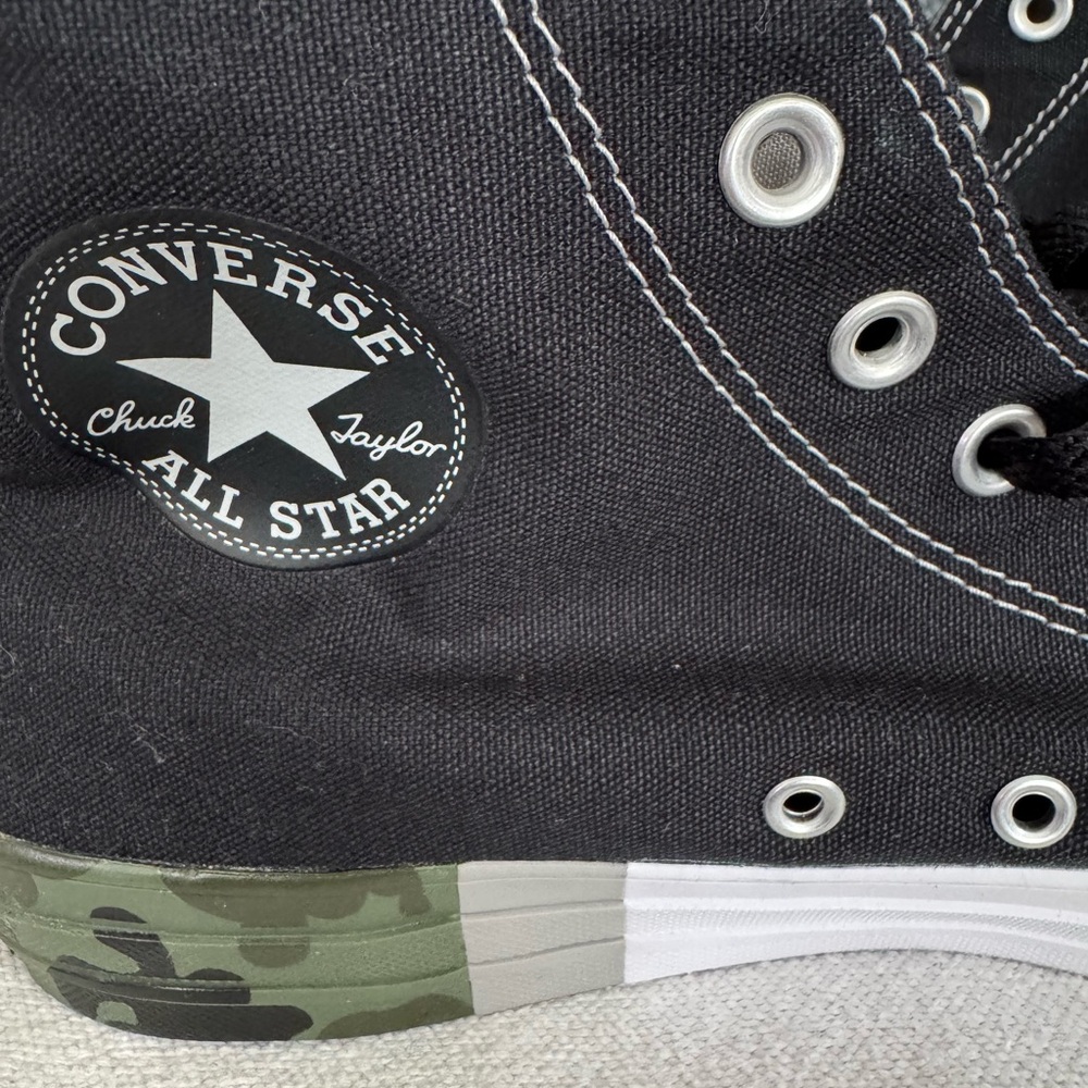 Converse Black High-tops size 11 - Picture 2 of 6